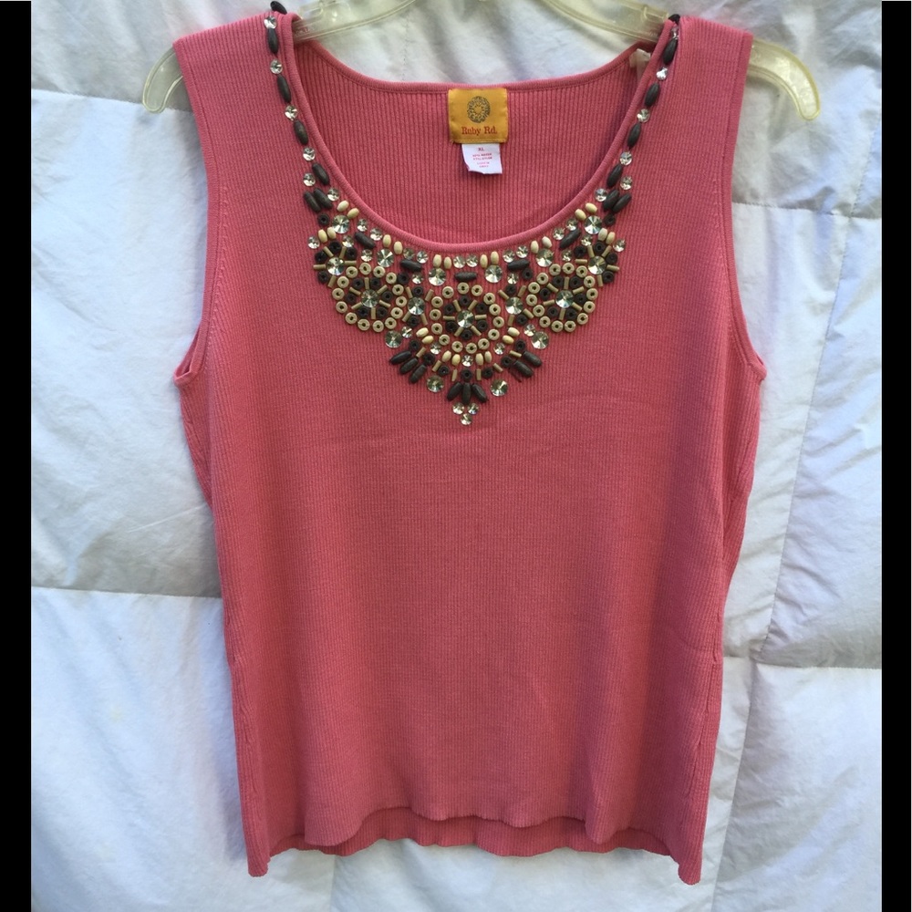 Ruby Rd. Top size XL tank
